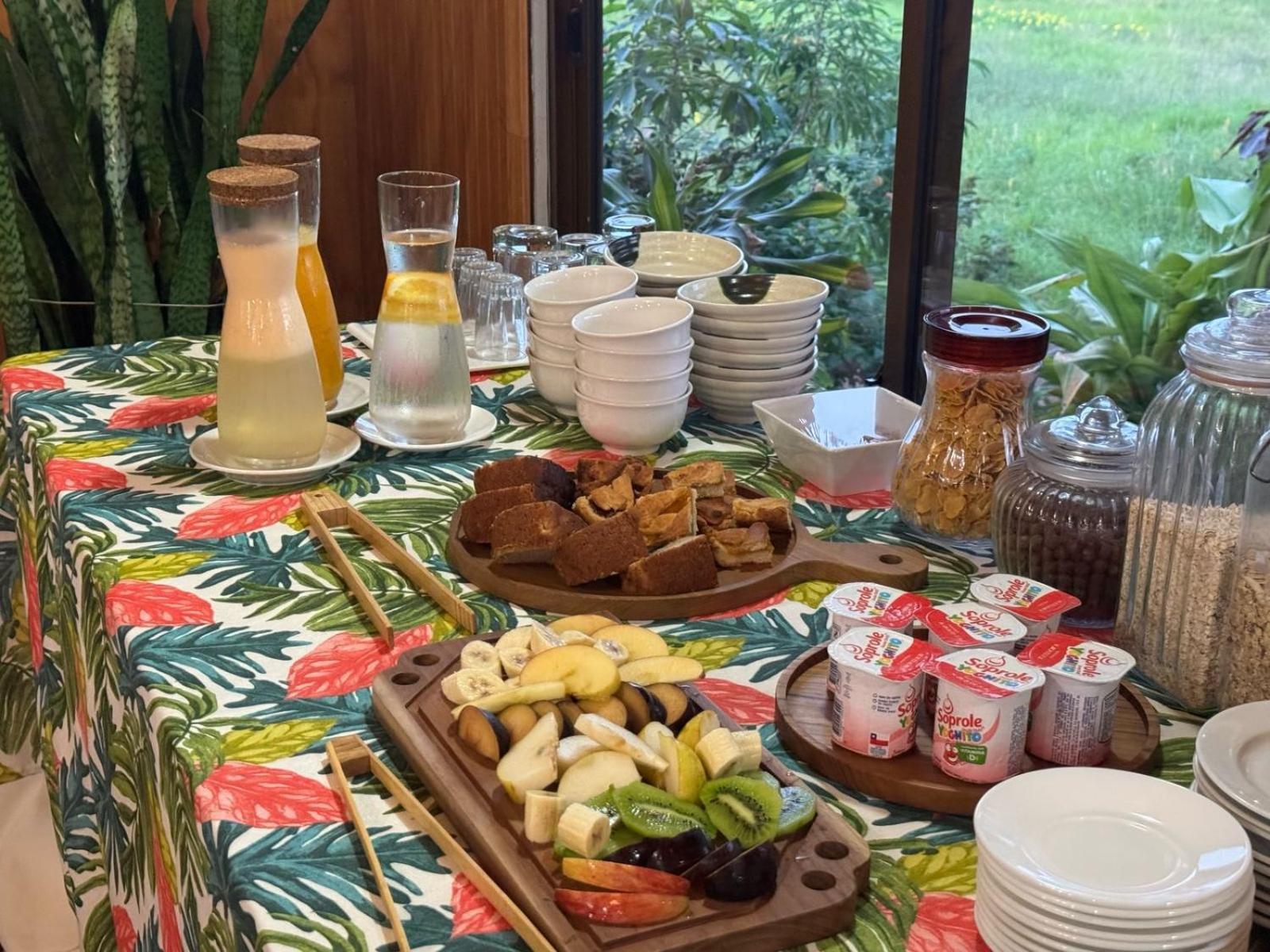 Teanehi Bed & Breakfast Ханга-Роа Экстерьер фото