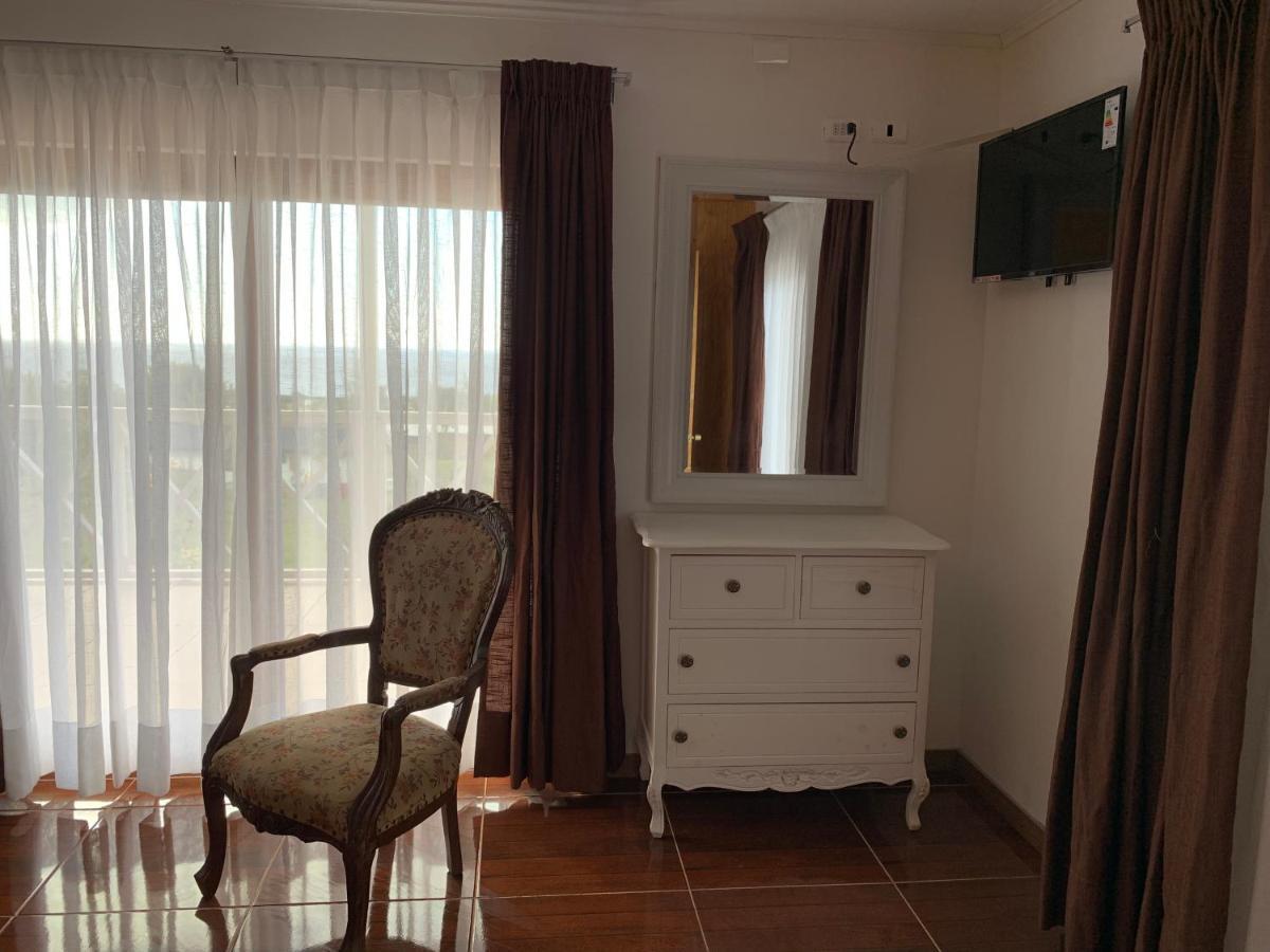 Teanehi Bed & Breakfast Ханга-Роа Экстерьер фото