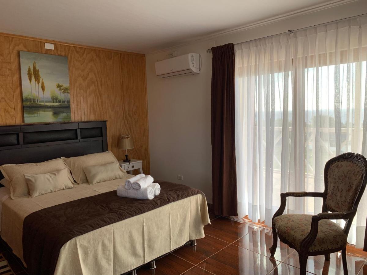 Teanehi Bed & Breakfast Ханга-Роа Экстерьер фото