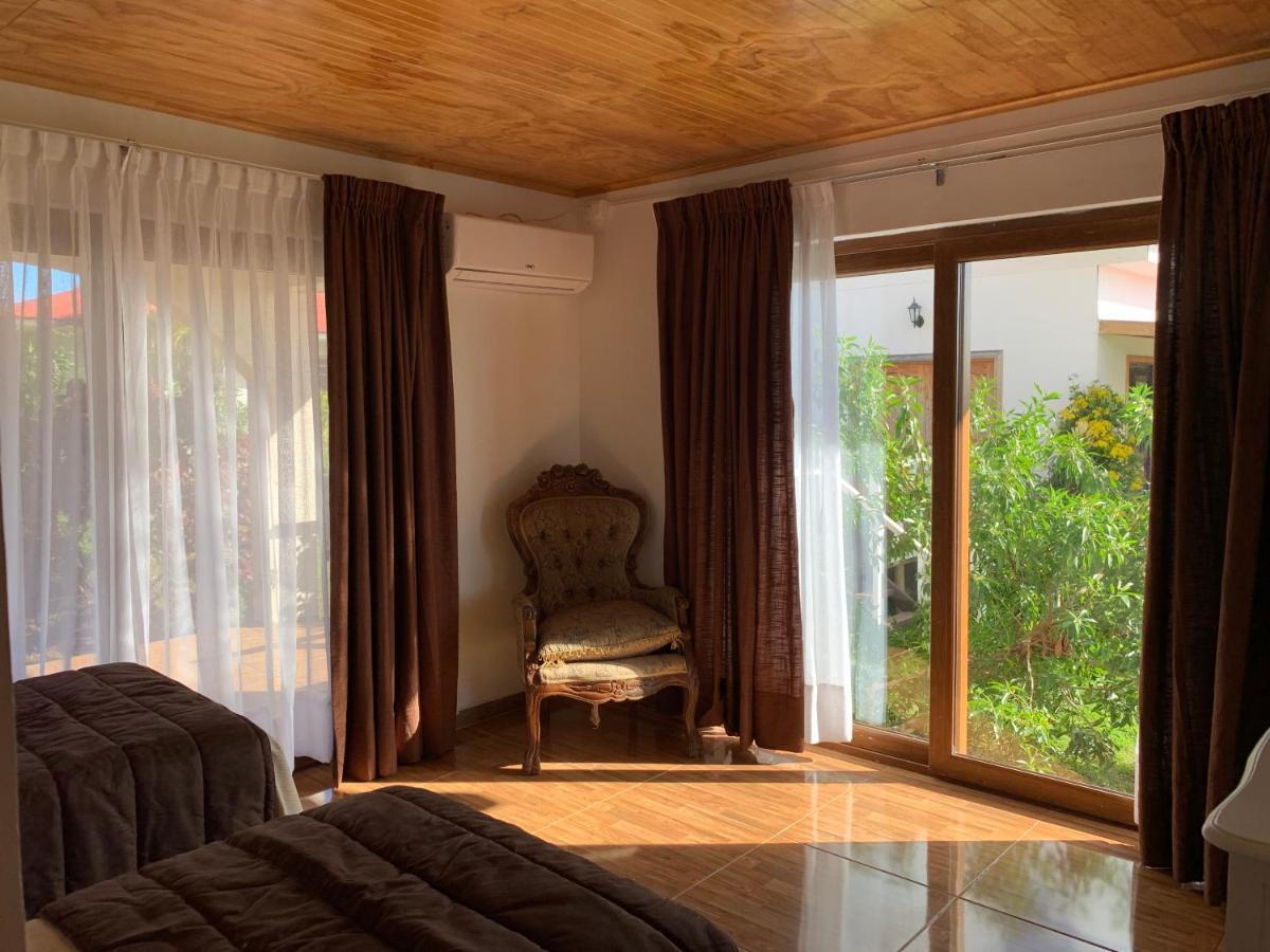Teanehi Bed & Breakfast Ханга-Роа Экстерьер фото